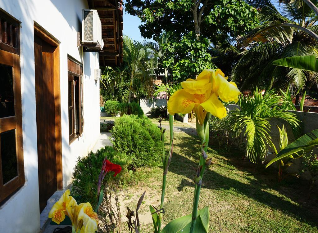 Liana Private Villa Near Tangalle Beach Bagian luar foto